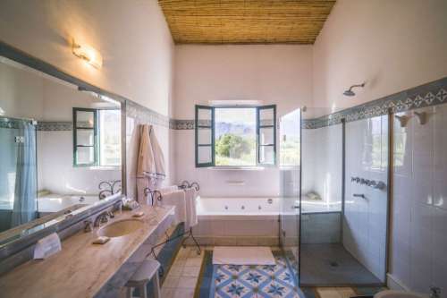 Bathroom in te Suite